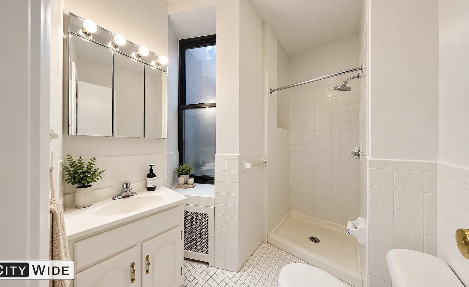 218 East 85th Street — Photo 4