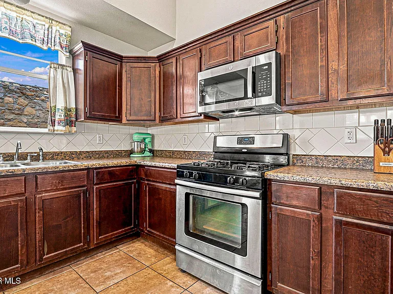 4769 Joseph Rodriguez Dr — Photo 11