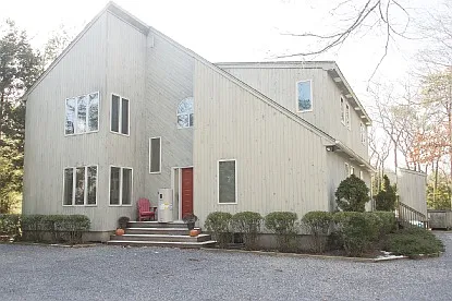 101 Wainscott Northwest Rd — Photo 1