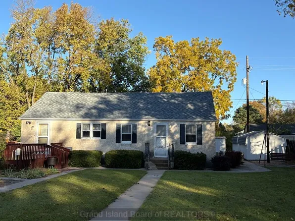 1008 W Anna St, Grand Island, NE 68801