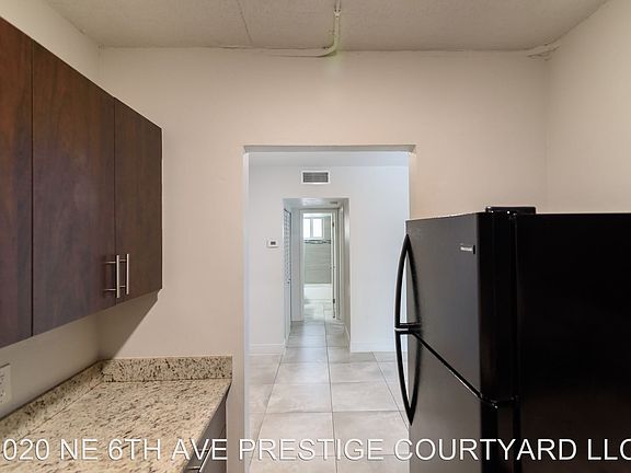 4th image of 13020 NE 6th Ave APT 112