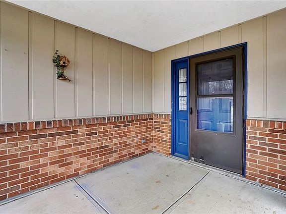 2nd image of 8734-8736 Shadycreek Dr