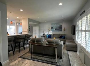 1722 Mitchell Ave, Tustin, CA 92780