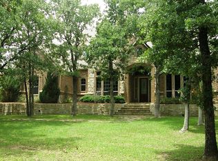 119 Ranch Creek Dr, Azle, TX 76020