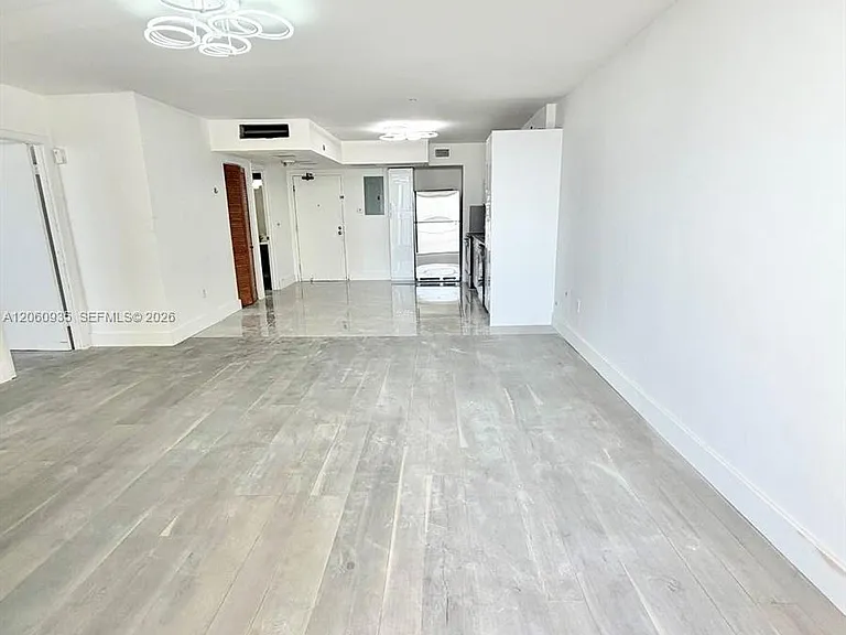 9273 Collins Ave #811 — Photo 4