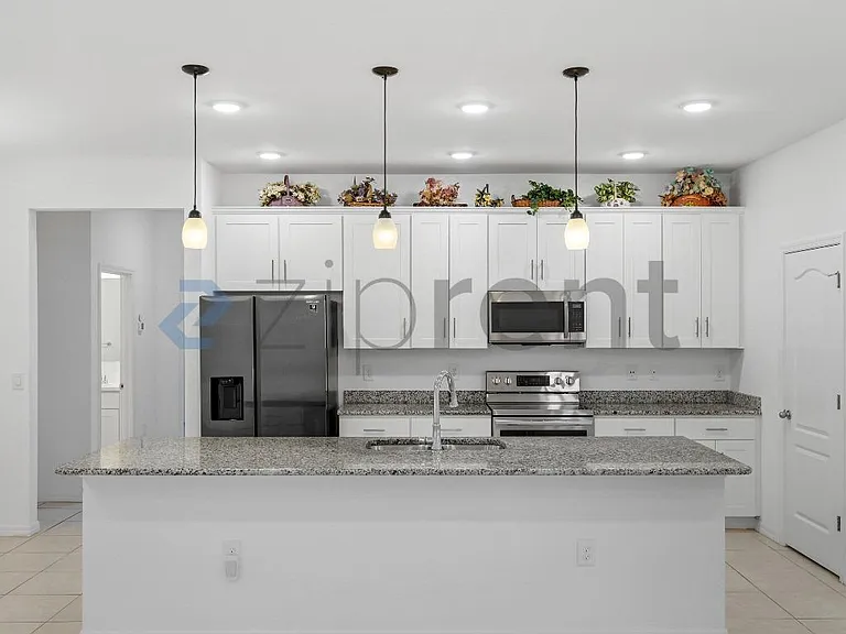 177 Castile Ct — Photo 11