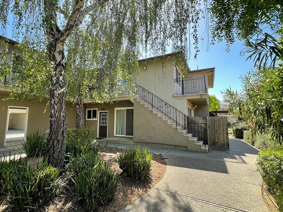 1st image of 1588 Ontario Dr APT 4