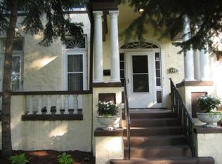 906 NE Glen Oak Ave, Peoria, IL