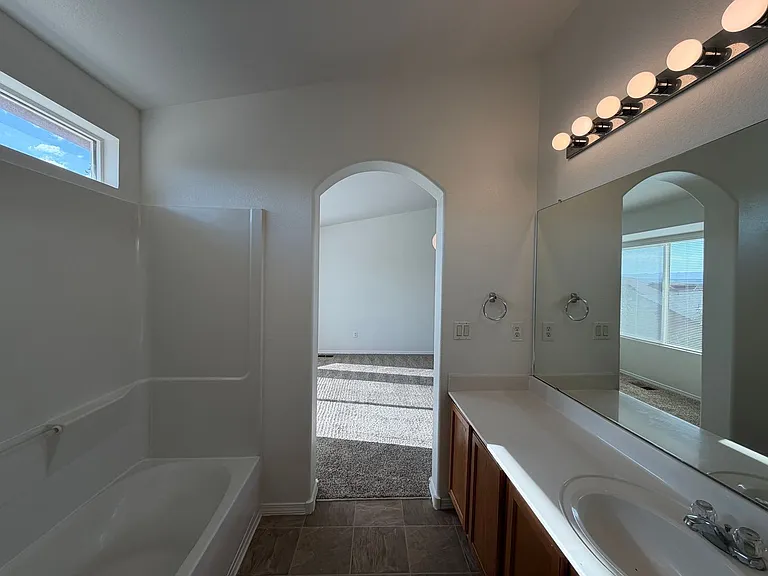 6901 Don Xavier Ave SW — Photo 12