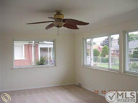 Family Room.jpg