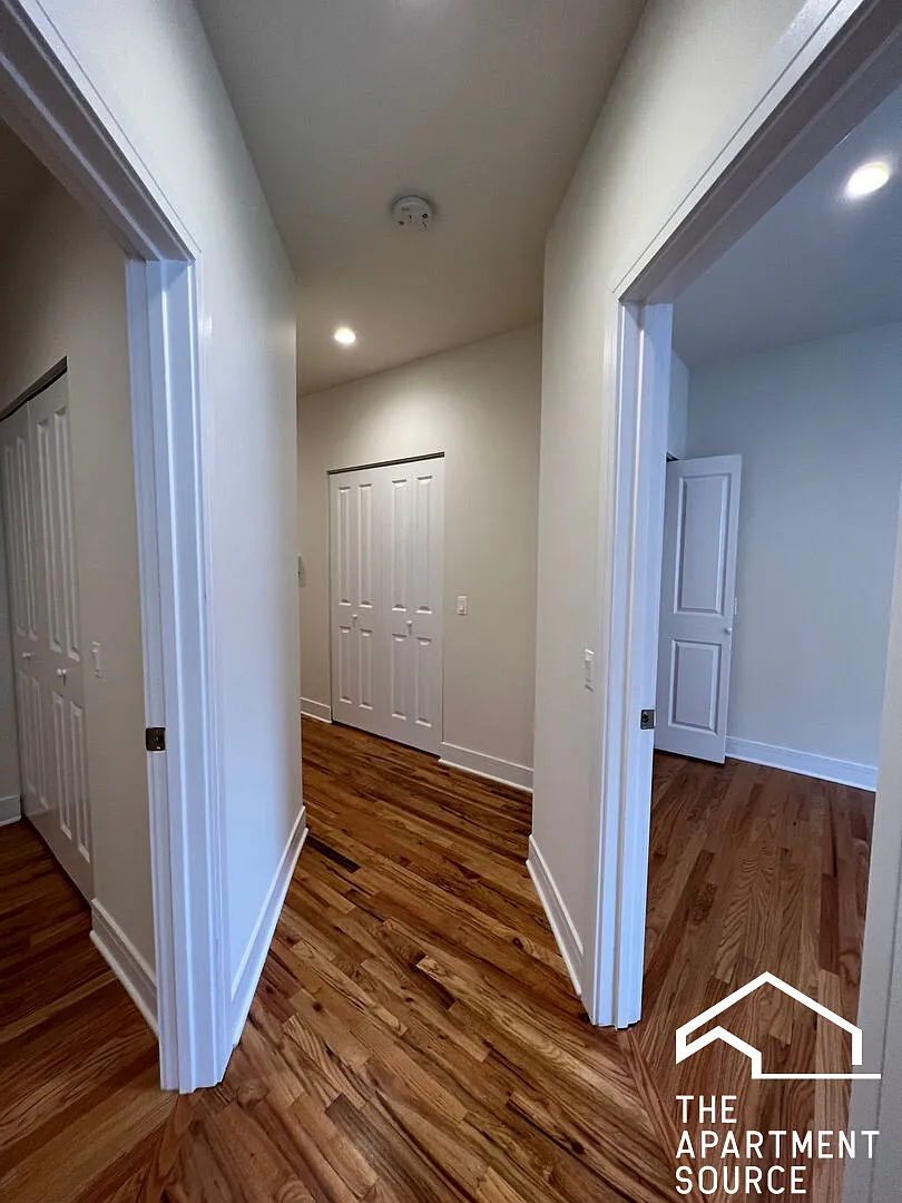 2 bed, 850 sqft, $3,400 — Photo 4