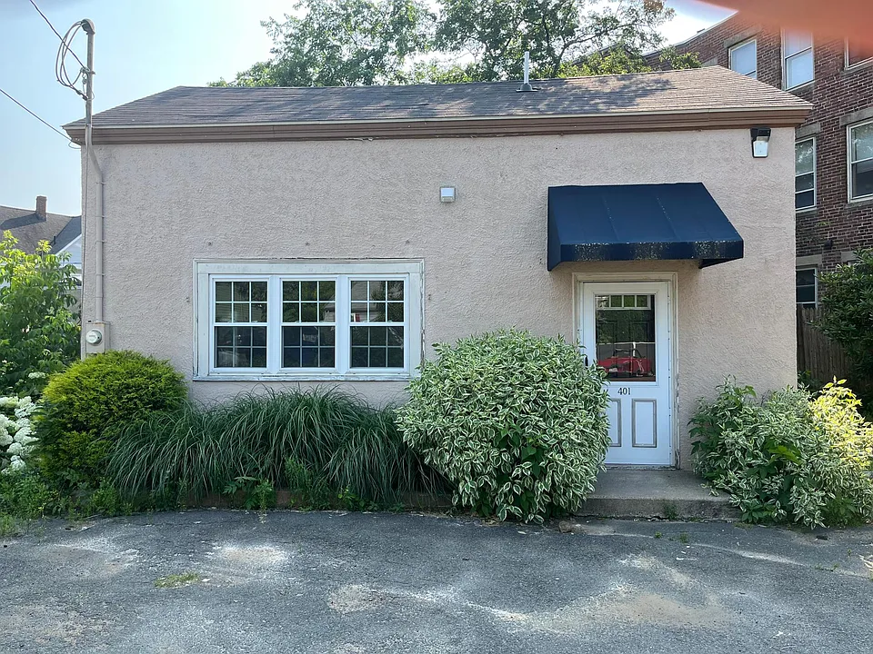 401 Essex St #REAR