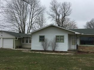 18001 N Mount Moriah Rd, Marshall, IL 62441