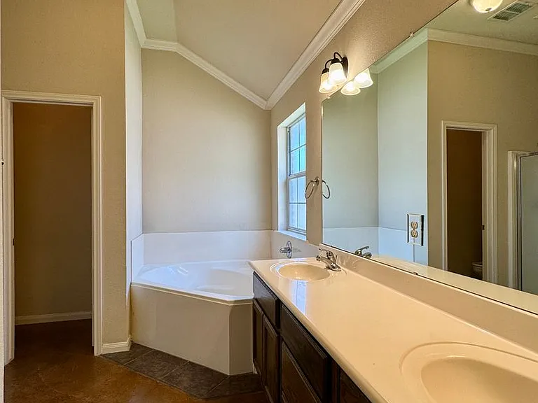 304A Chapel Trail Cir — Photo 10