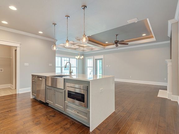 3rd image of 617 Knotted Pine Dr