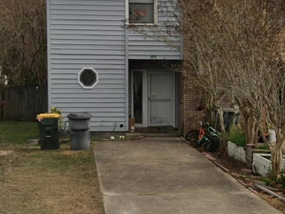 1 Deal Ave NW #F