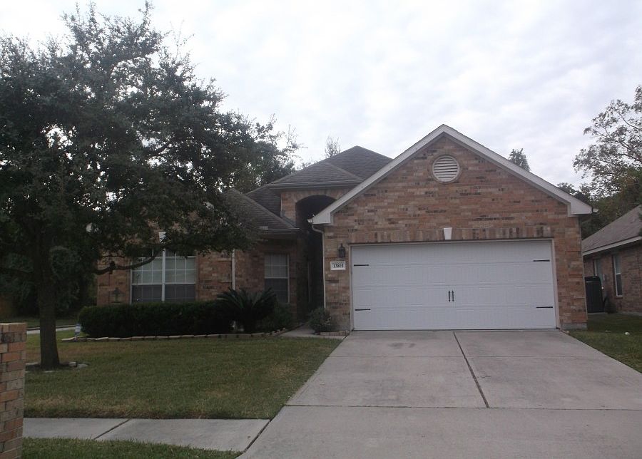 1st image of 13803 Naples Park Ln