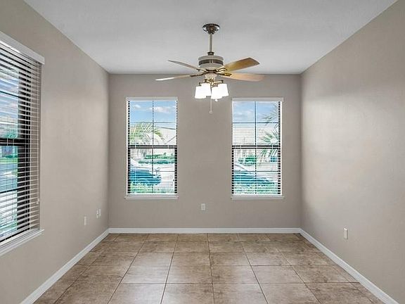 5th image of 3251 Pineapple Isle Dr
