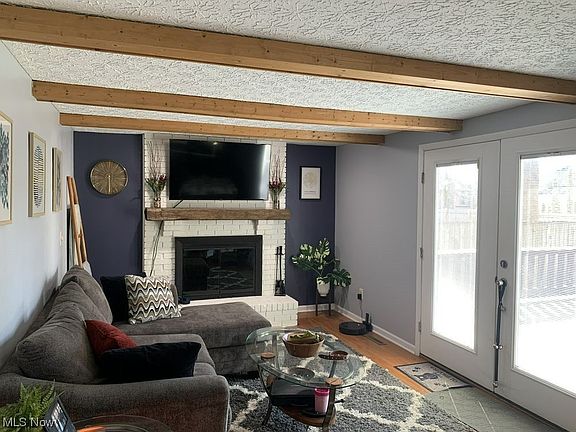 4th image of 5655 Natalie Ct N