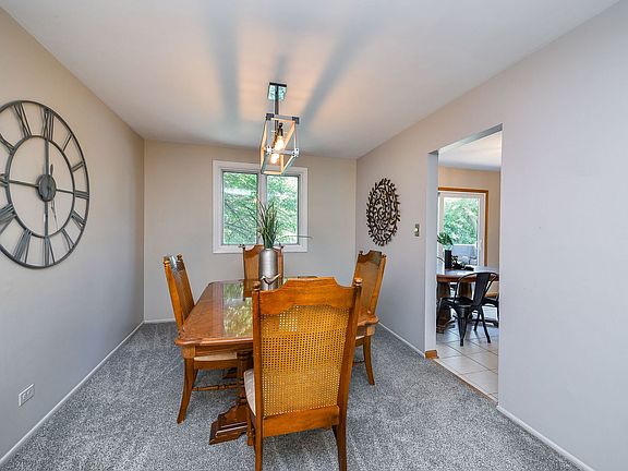 4th image of 2287 Durham Dr