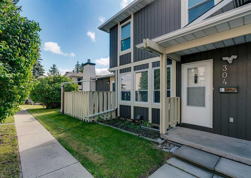1st image of 544 W Blackthorn Rd NE #304