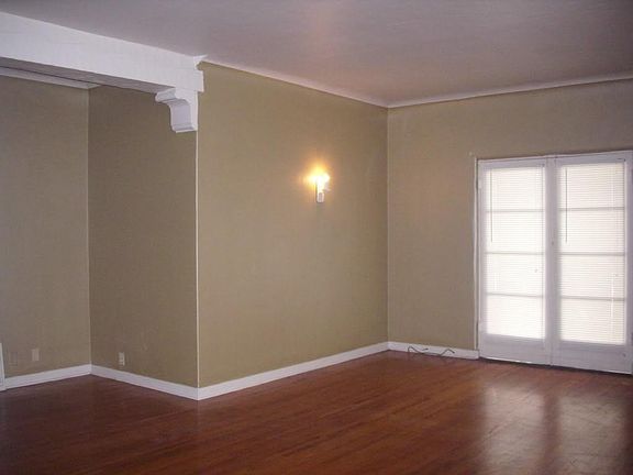 3rd image of 454 Mission St