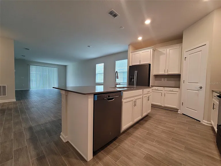 5579 Bakewell Pl — Photo 7