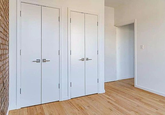 3rd image of 851 Hart St #3B