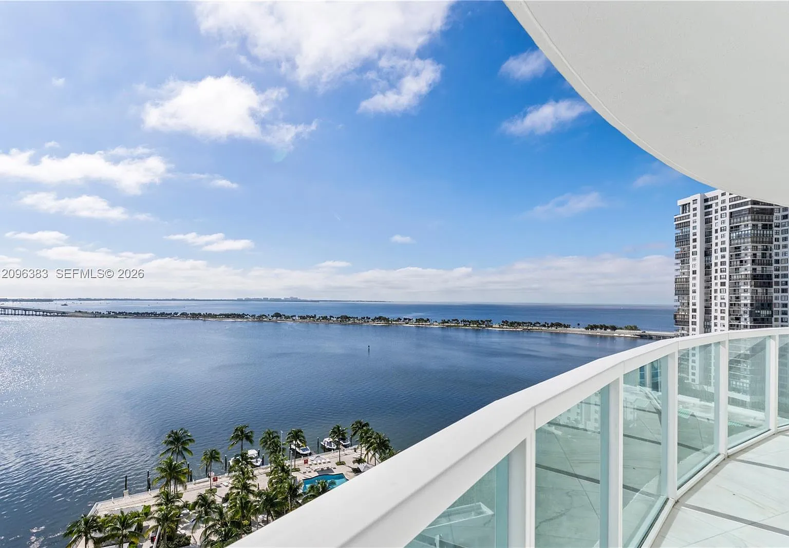 Skyline On Brickell Condo — Photo 1