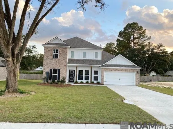 12736 Legacy Oaks Ave, Baton Rouge, LA 70818