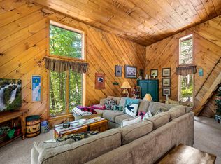 33 Terra Ln, Mendon, VT 05701