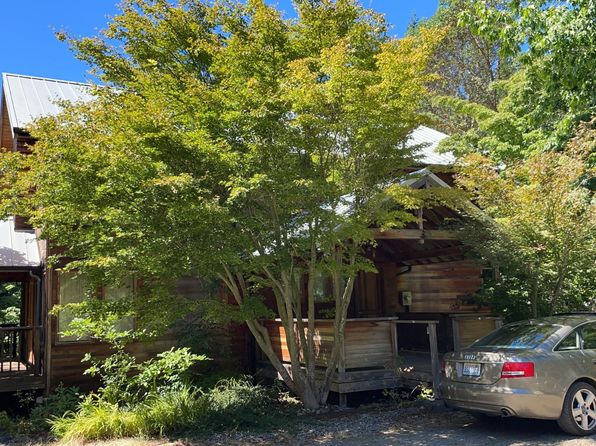 (undisclosed Address), Bainbridge Island, WA