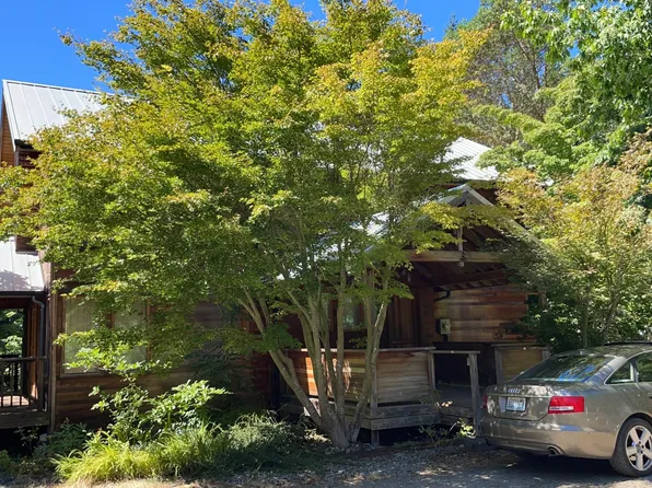 (undisclosed Address), Bainbridge Island, WA 98110