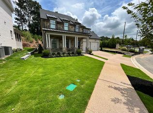 1020 Coleman Place Dr, Roswell, GA 30075