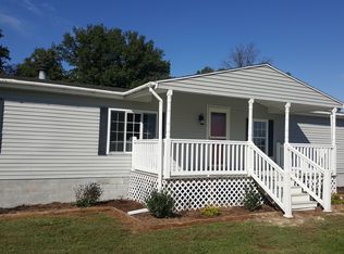 622 E Westgate Ln, Noble, IL 62868