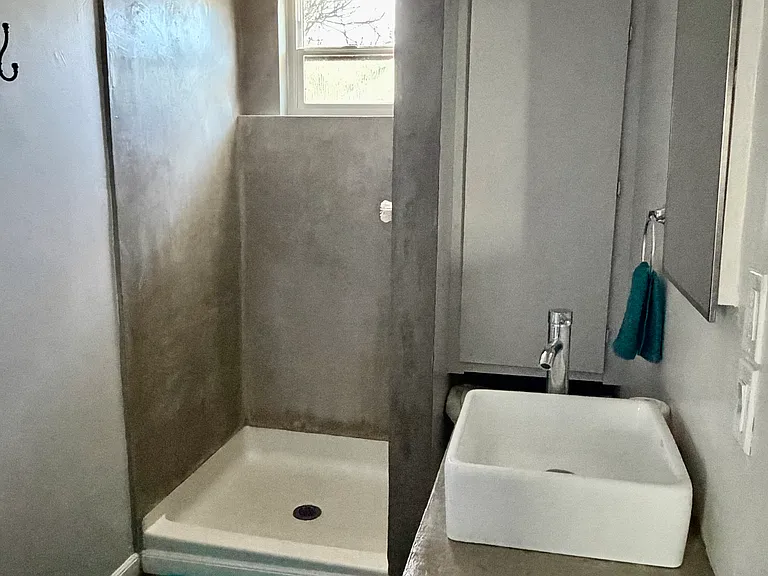 1434 E Sierra St #REAR — Photo 12