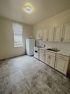 1st image of 20-77 Steinway St #1A