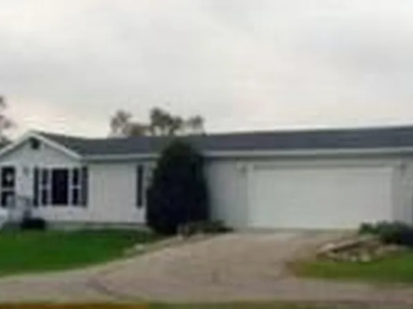 433 Howard St, Croswell, MI 48422
