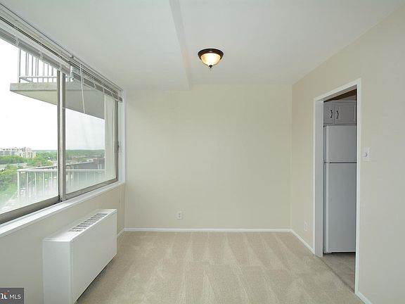 4th image of 301 N Beauregard St APT 1402