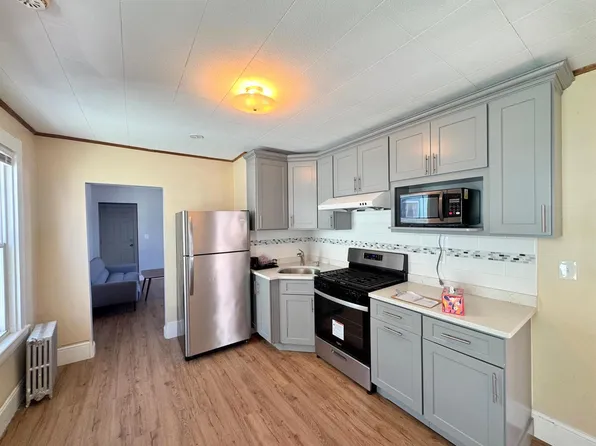 51 Beacon St, Somerville, MA