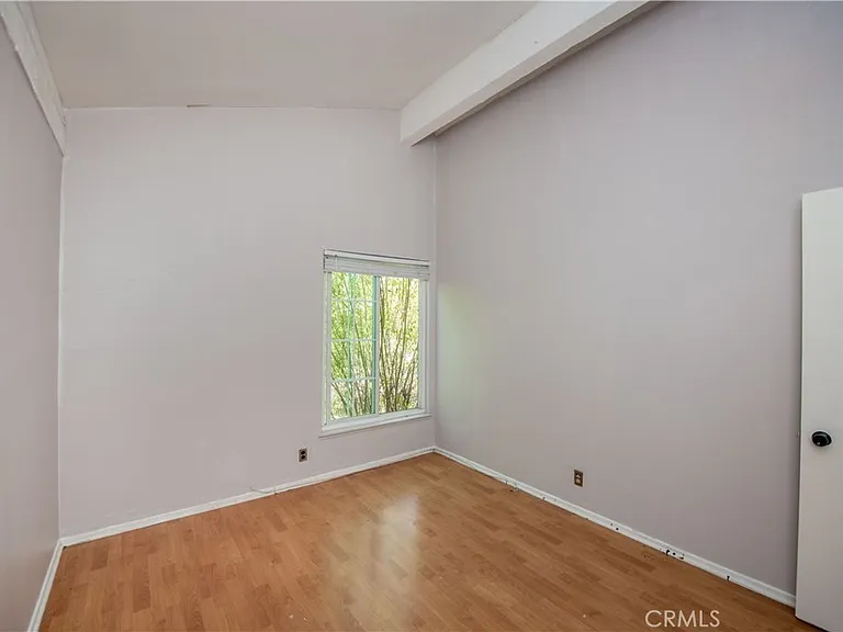 1709 Beechwood Ave — Photo 24
