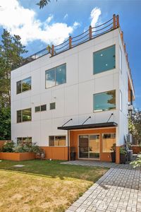 2709 S Ferdinand Street, Seattle, WA, 98108
