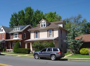 222 S Wyomissing Ave, Shillington, PA 19607