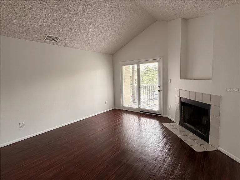 232 Afton Sq #309 — Photo 7