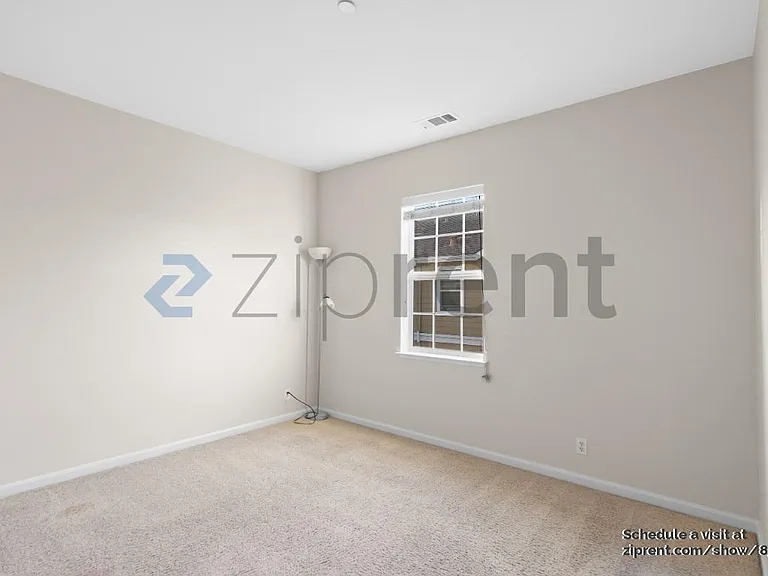 2801 Lavender Ter — Photo 18