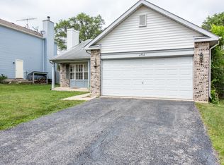 2752 W Atlantic Ave, Waukegan, IL 60085
