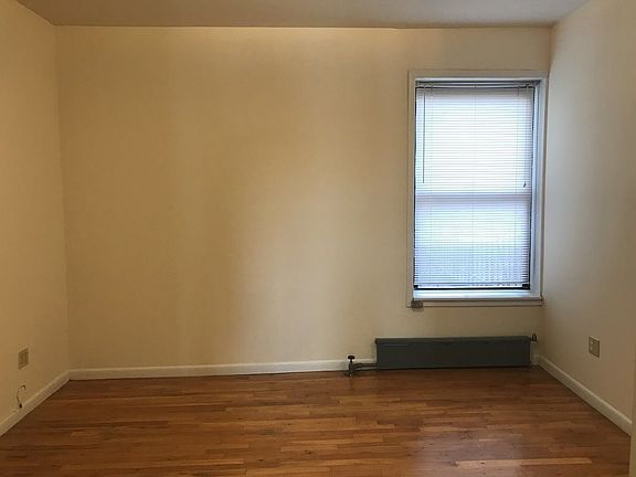 2nd image of 3163 33rd St APT 26