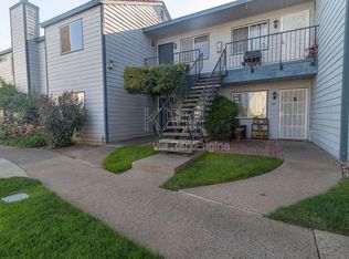 445 Almond Dr APT 144, Lodi, CA 95240
