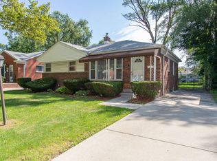 24140 Westhampton St, Oak Park, MI 48237
