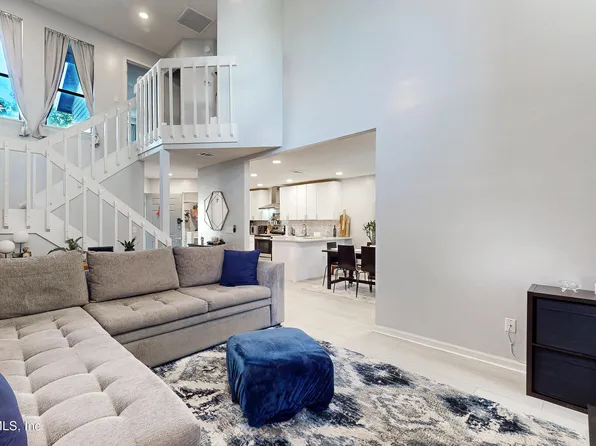 1188 FROMAGE Way, Jacksonville, FL 32225